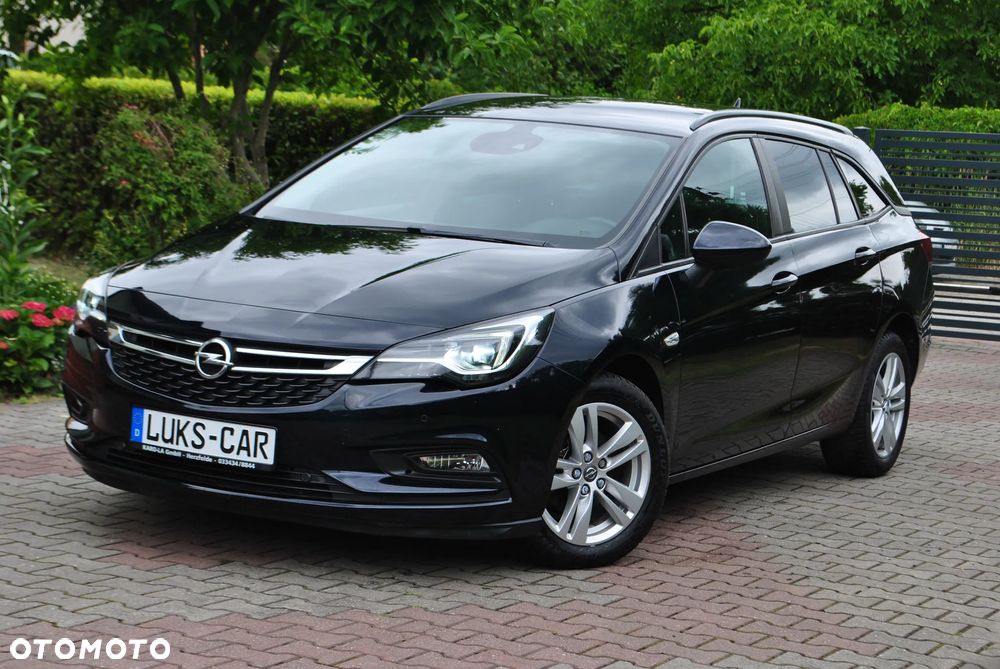Opel Astra 1.4 Turbo Start/Stop Sports Tourer Innovation - 1