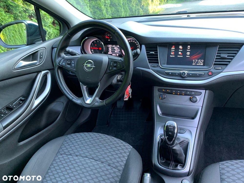 Opel Astra - 14
