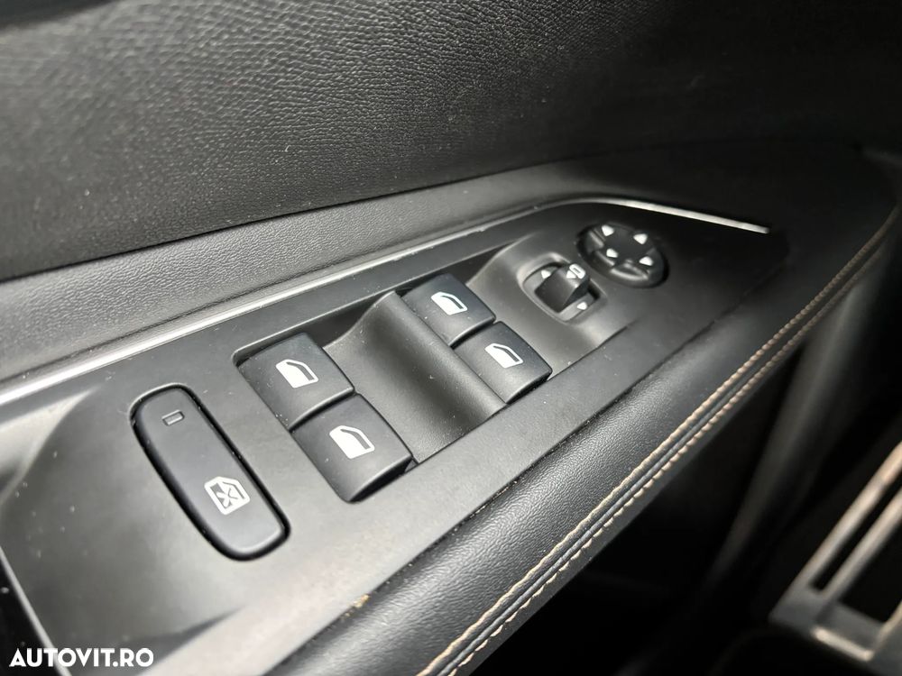 Peugeot 3008 1.5 BlueHDI S&S GT-Line - 20