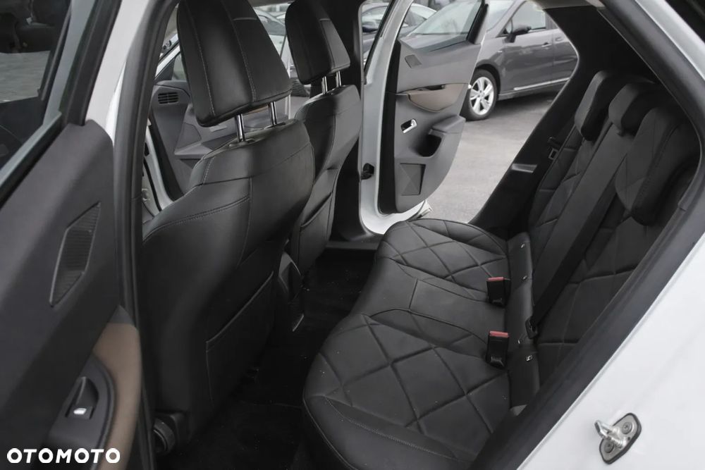 DS Automobiles DS 3 Crossback 1.2 PureTech Performance Line + - 8