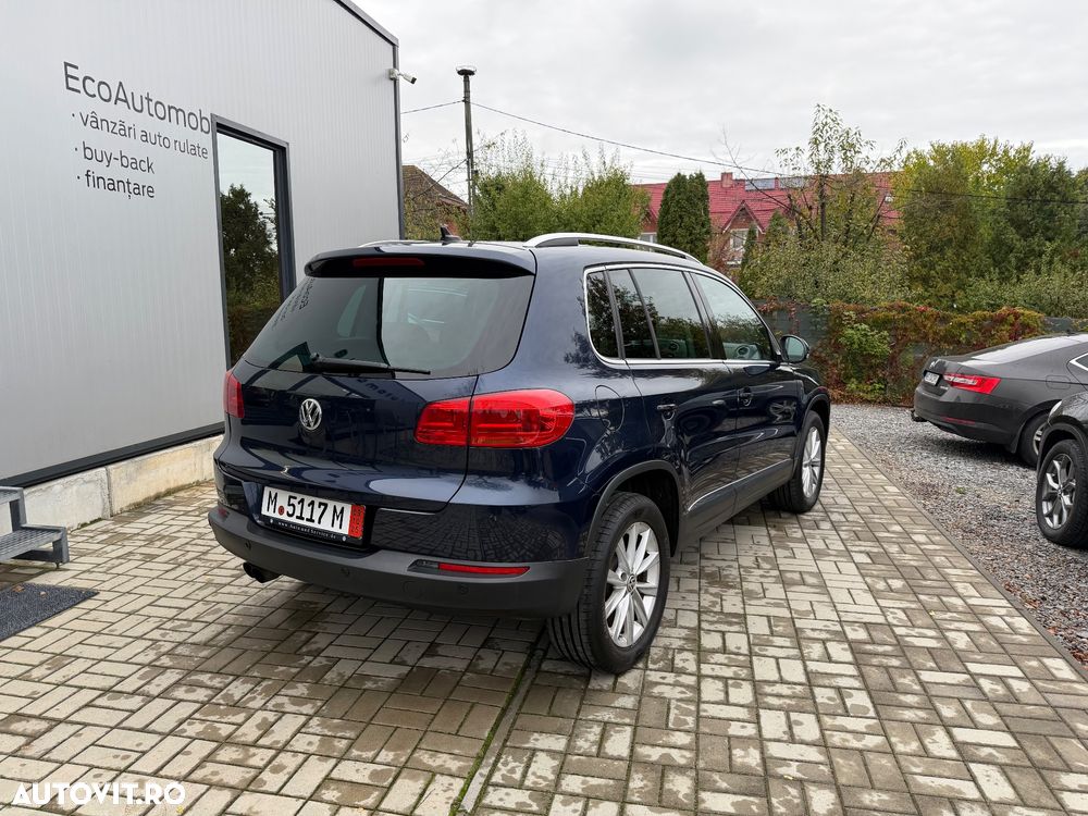 Volkswagen Tiguan - 12