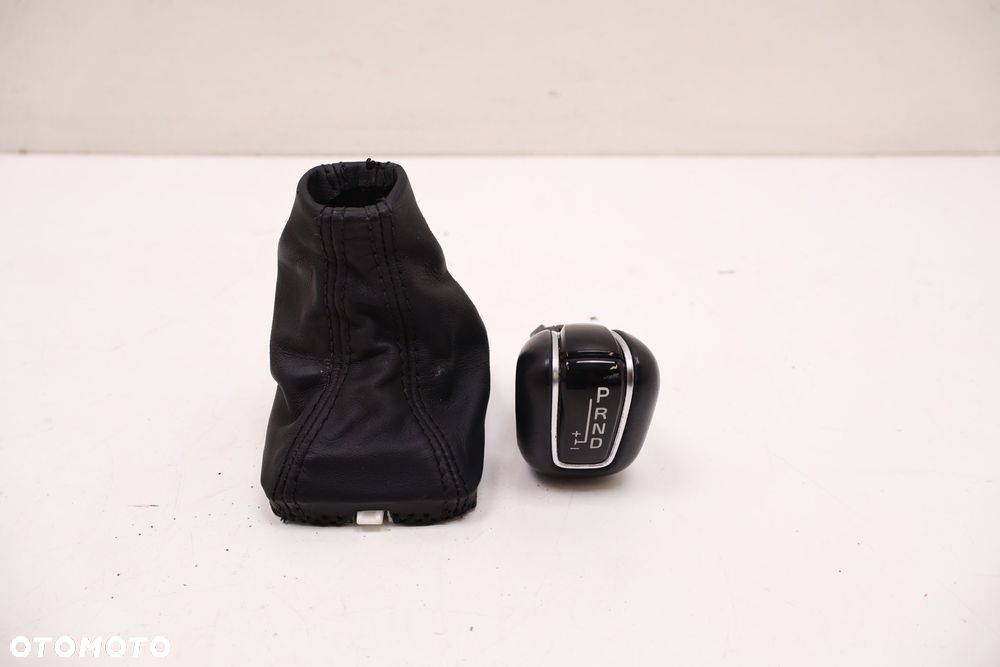 VOLVO XC60 II MIESZEK GAŁKA ZMIANY BIEGÓW - 1