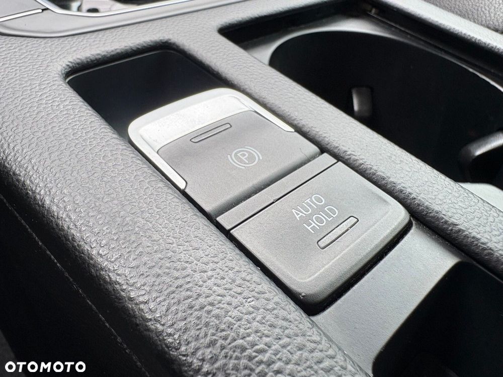 Volkswagen Passat - 27
