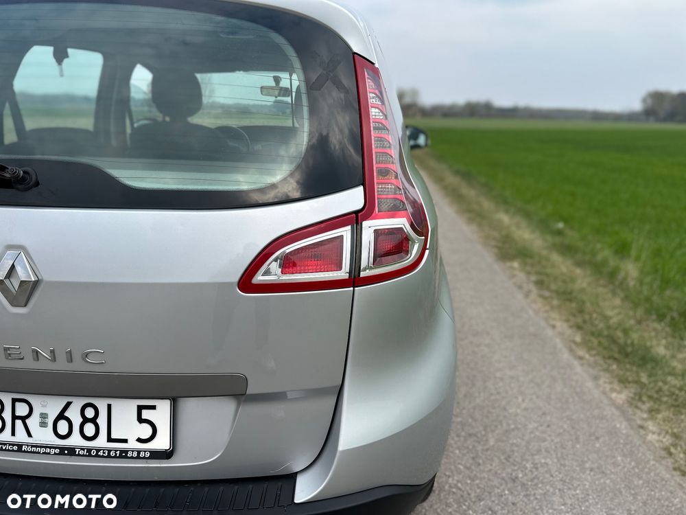 Renault Scenic 1.6 16V 110 Expression - 15