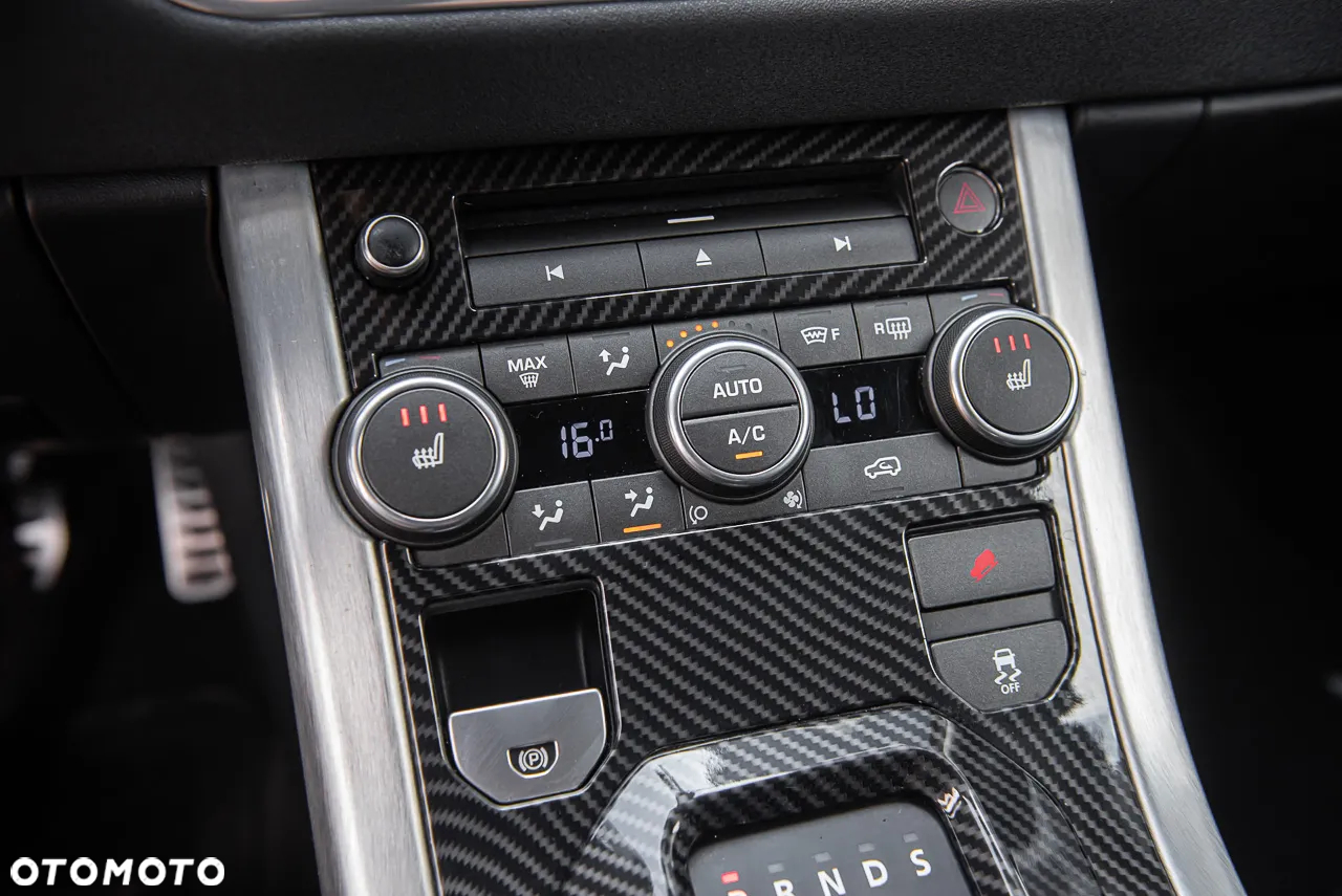Land Rover Range Rover Evoque - 25