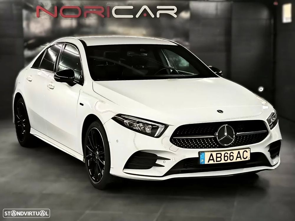 Mercedes-Benz A 250 Limousine e AMG Line - 4