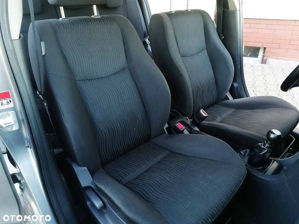 Suzuki Swift - 16