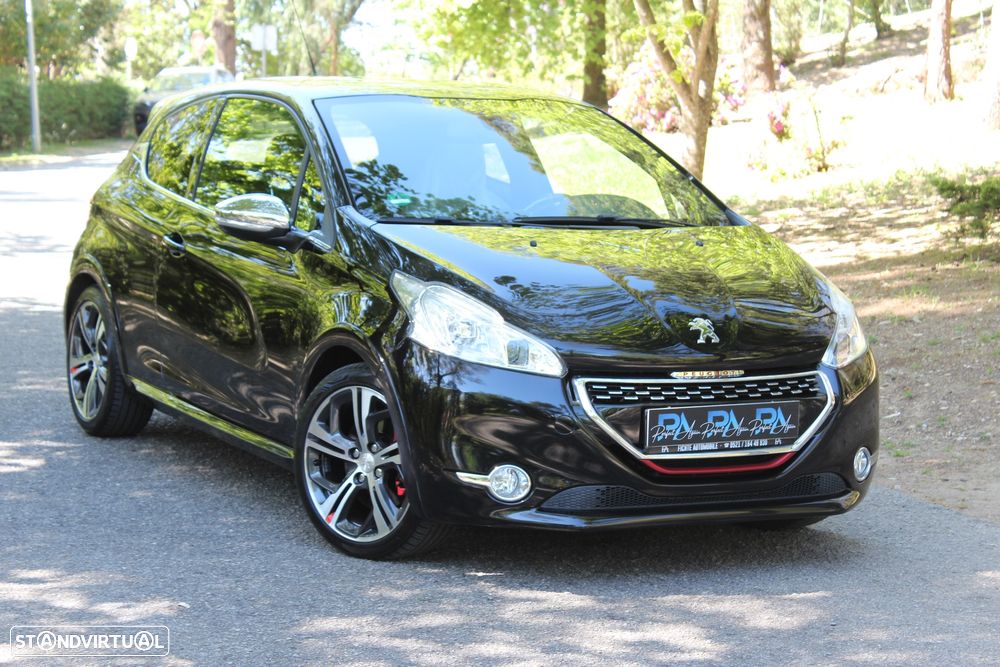 Peugeot 208 1.6 THP GTi - 1