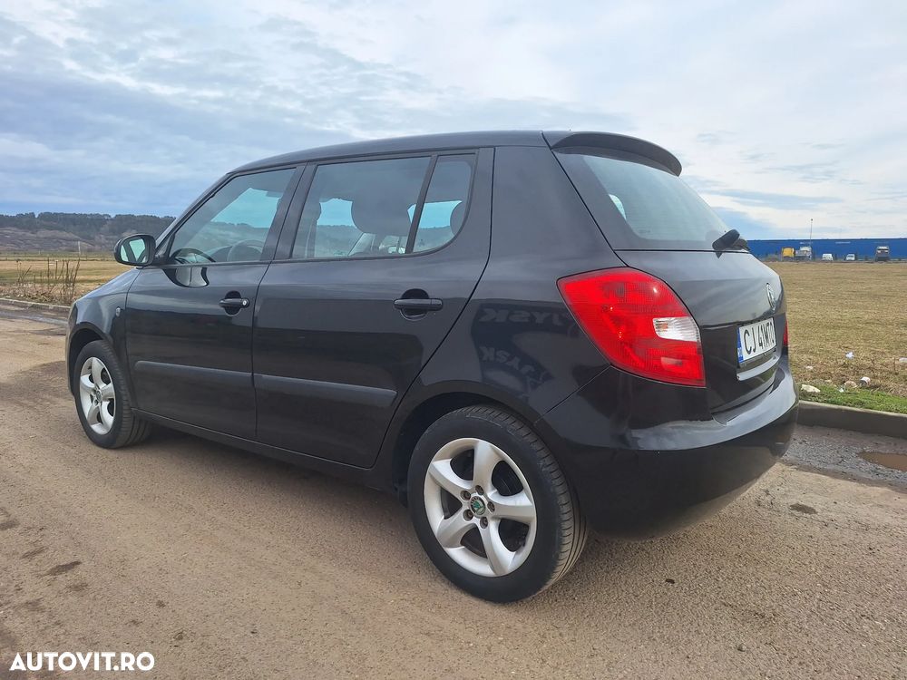 Skoda Fabia 1.2 HTP Ambiente - 18