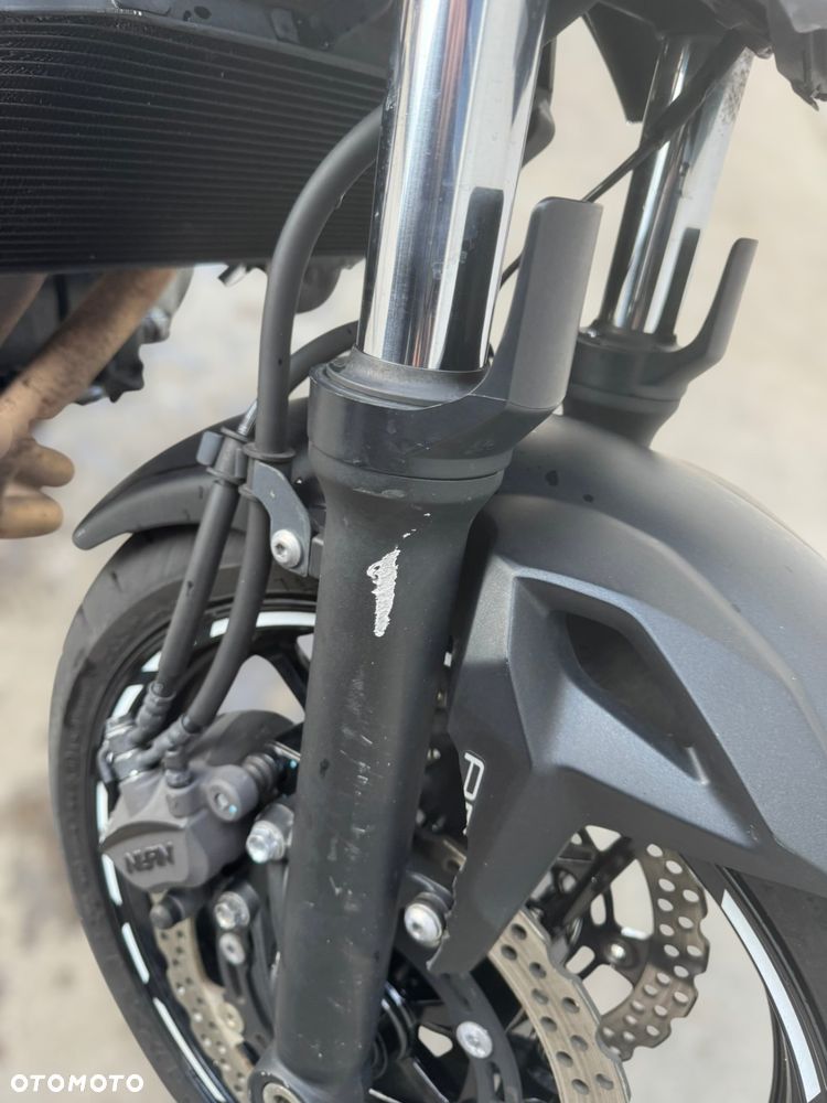 Kawasaki Z 650 - 11