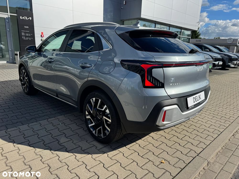 Kia XCeed 1.6 T-GDI M DCT - 12