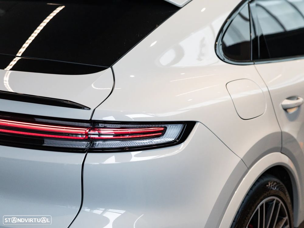 Porsche Cayenne Coupé S E-Hybrid - 13