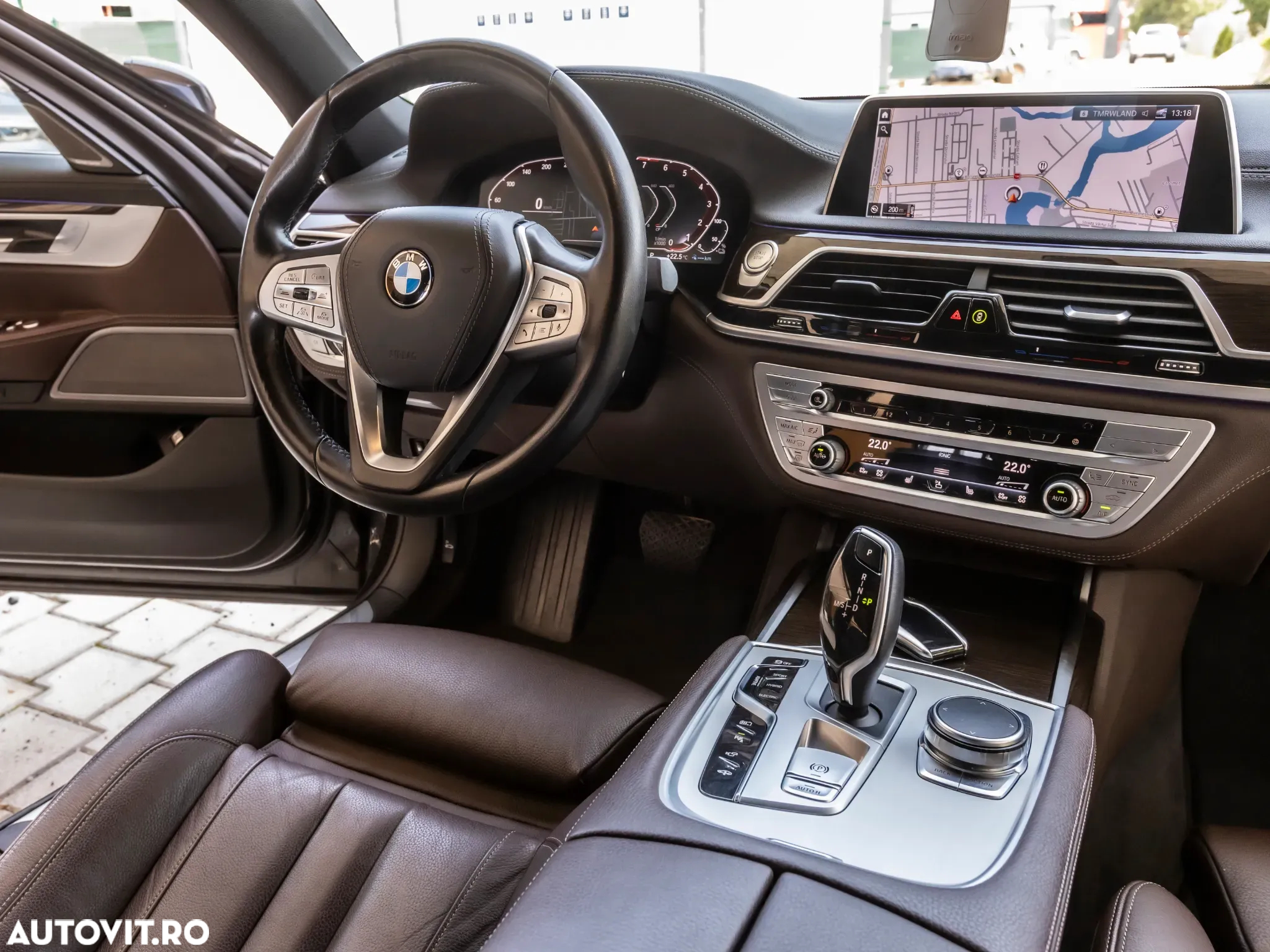 BMW Seria 7 745Le xDrive AT PHEV - 7