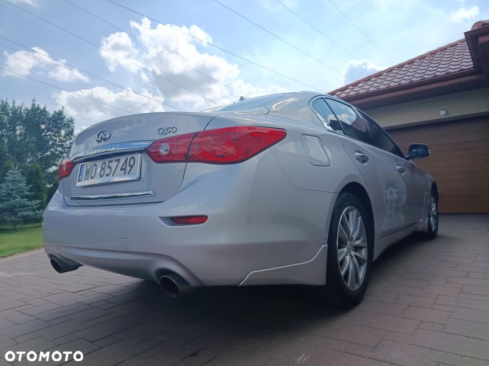 Infiniti Q50 - 25