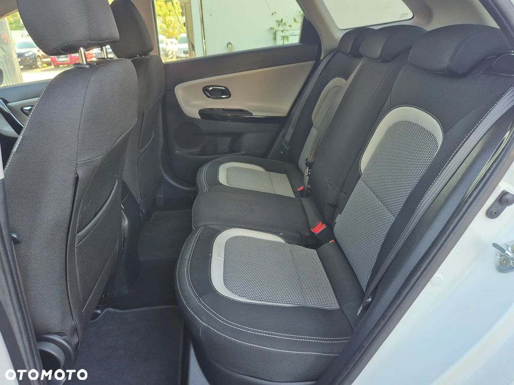 Kia Ceed 1.6 CRDi 128 Platinum Edition - 27