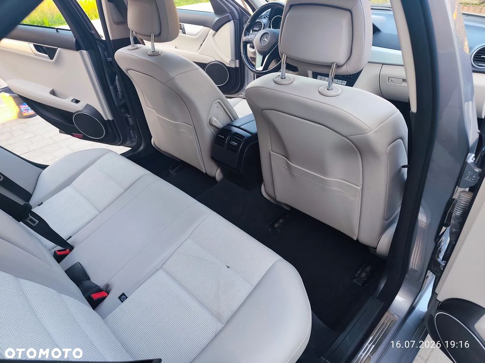 Mercedes-Benz Klasa C 200 CDI BlueEff Avantgarde - 18