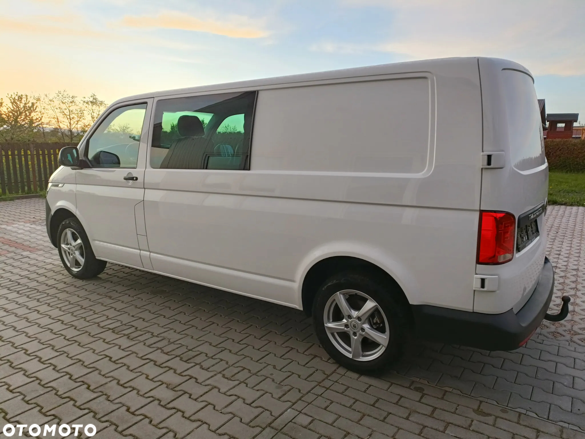 Volkswagen Transporter TDI Lang Plus Edition - 11
