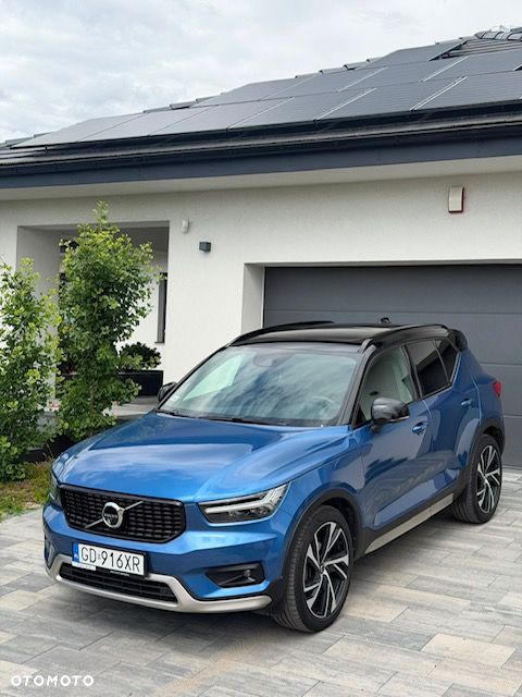Volvo XC 40 T3 R-Design - 1