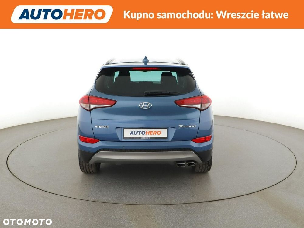 Hyundai Tucson 2.0 CRDI BlueDrive Style 2WD - 7