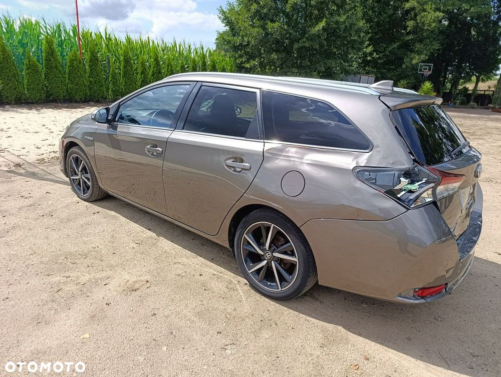 Toyota Auris - 18