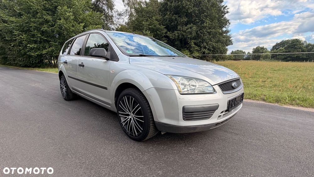 Ford Focus 1.6 Comfort - 21