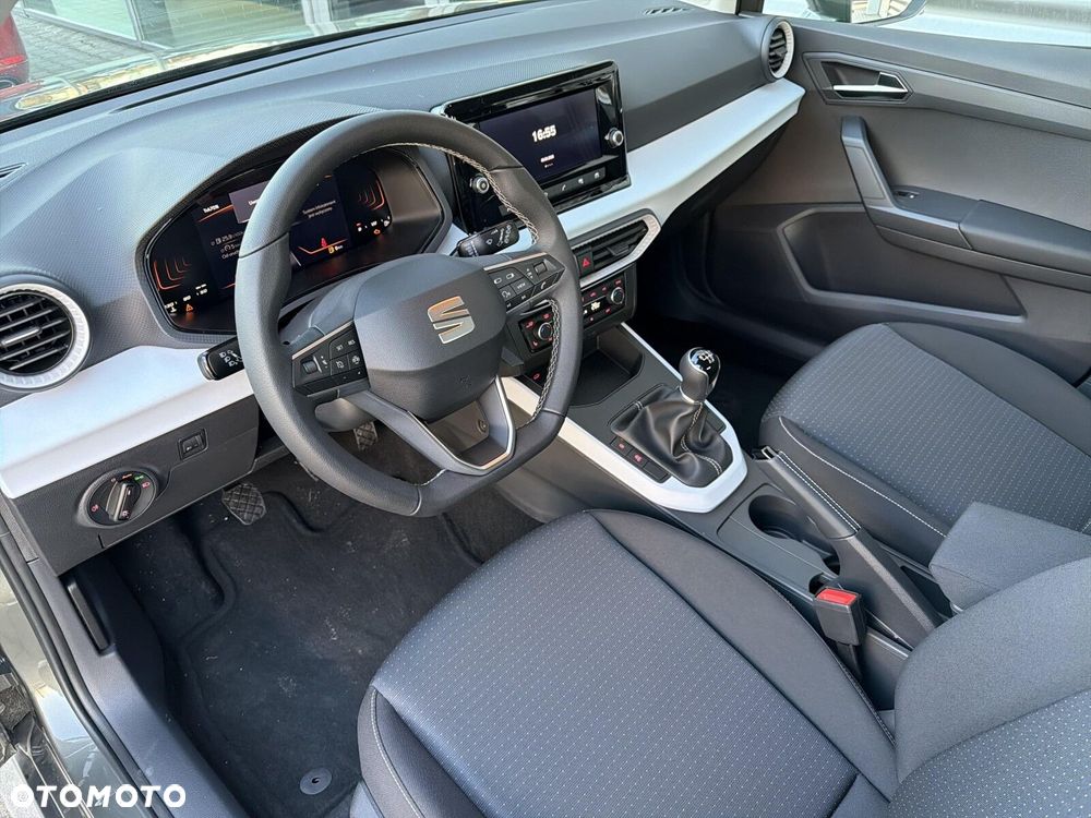 Seat Arona - 11