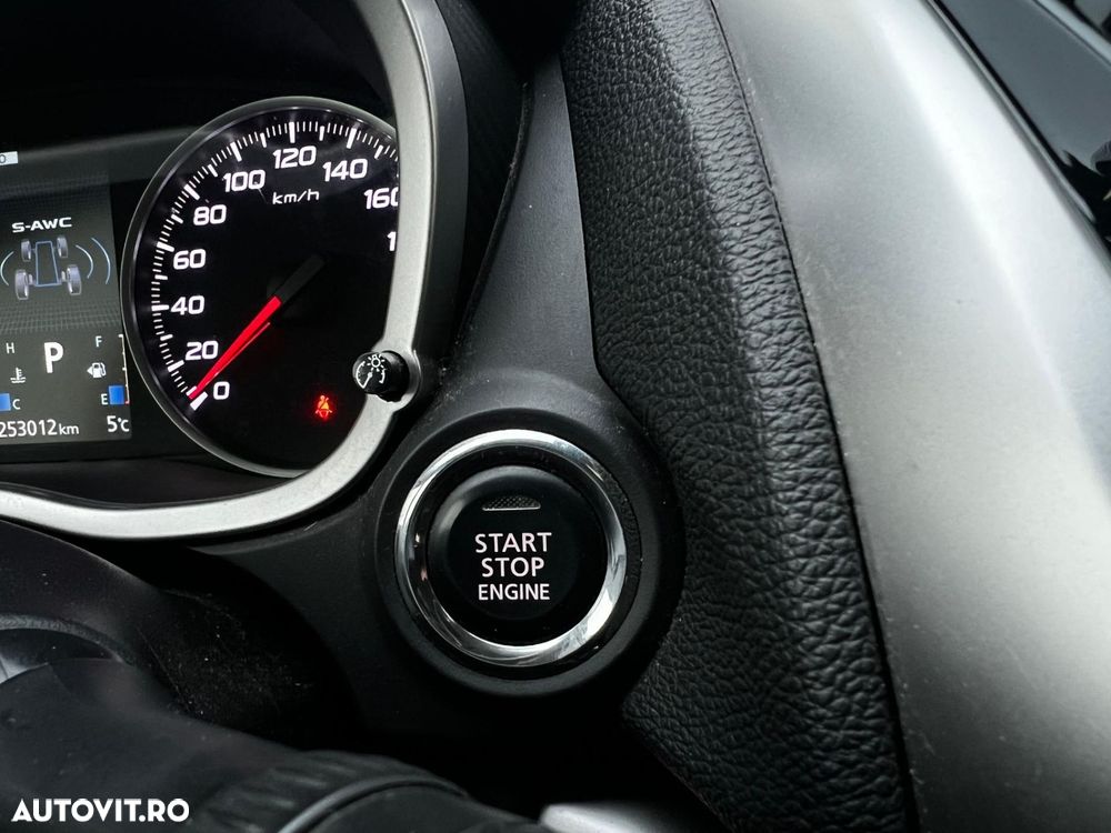 Mitsubishi Eclipse-Cross 1.5-litre 16-valve DOHC MIVEC 4X4 Invite+ Aut. - 18