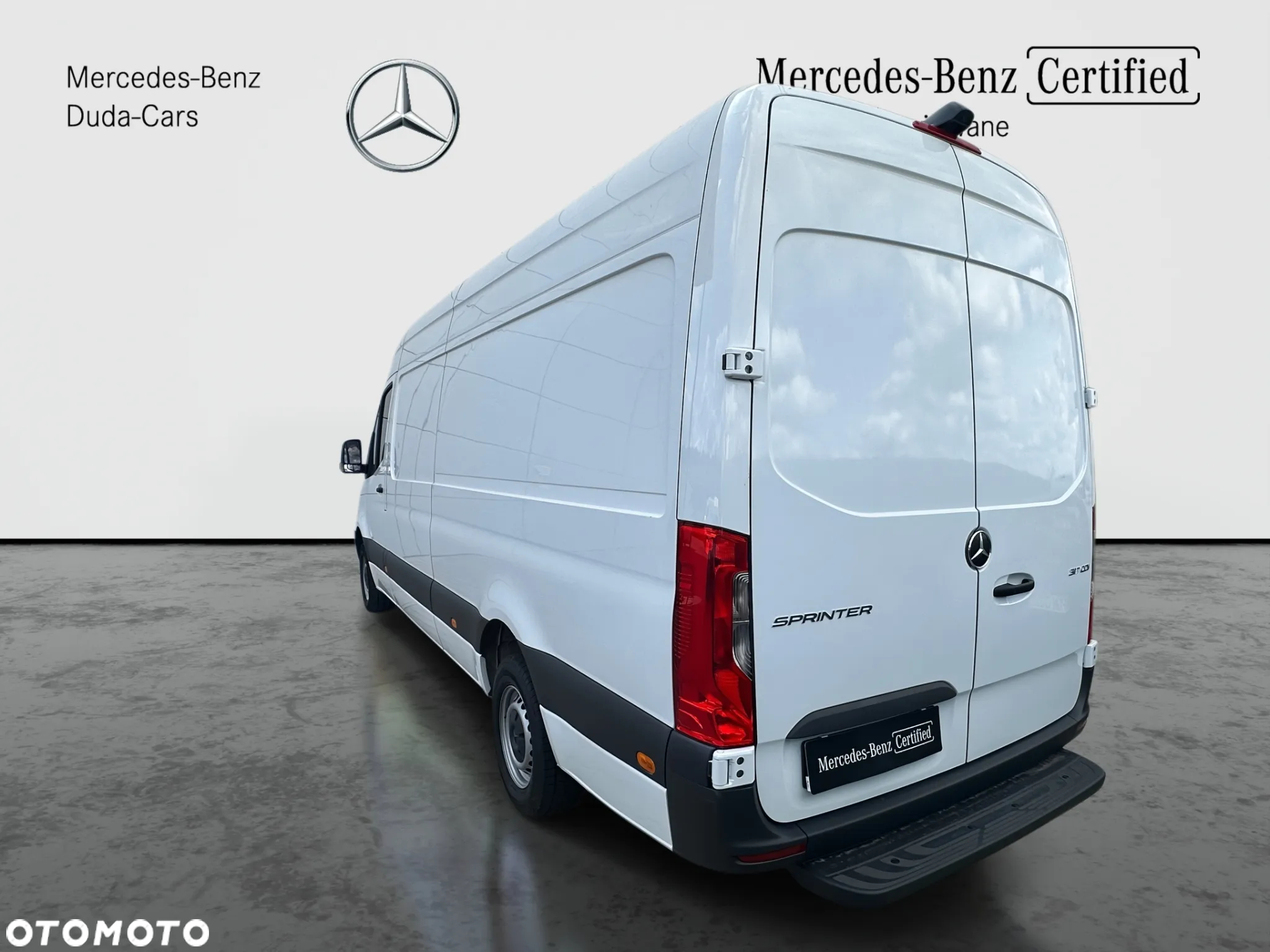 Mercedes-Benz Sprinter - 4