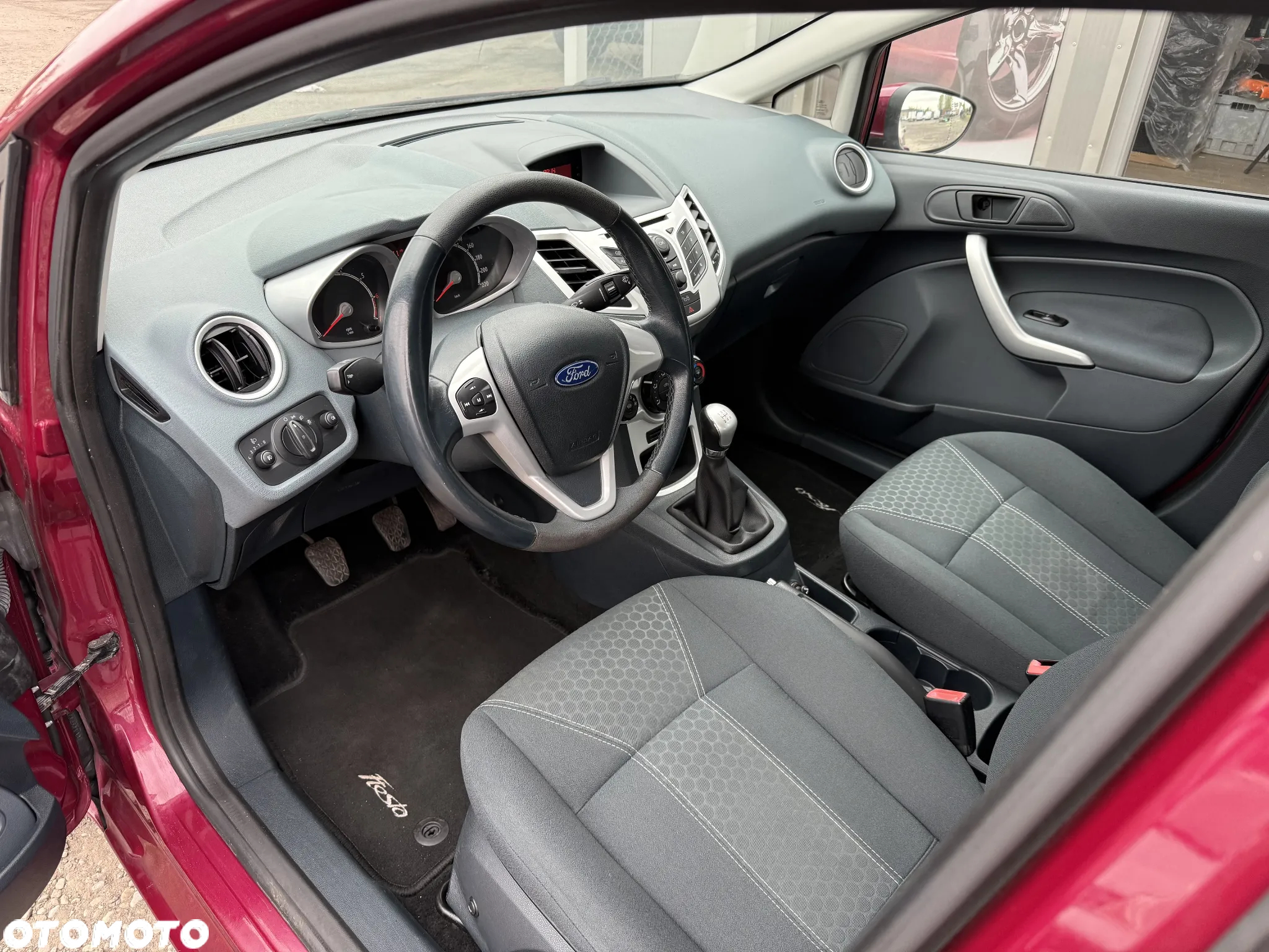 Ford Fiesta 1.25 Titanium - 25