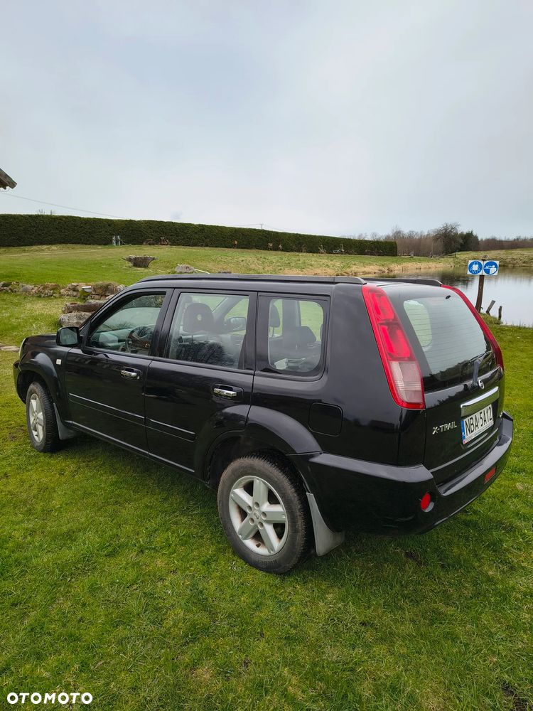 Nissan X-Trail 2.2 dCi Comfort + - 4