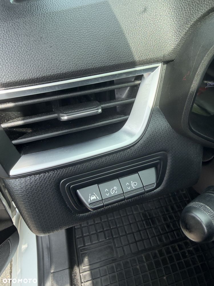 Renault Clio - 15