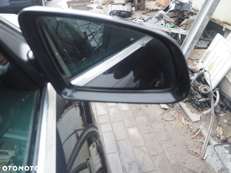 Lusterko Prawe Audi A4 B7 Europa LZ9Y - 4