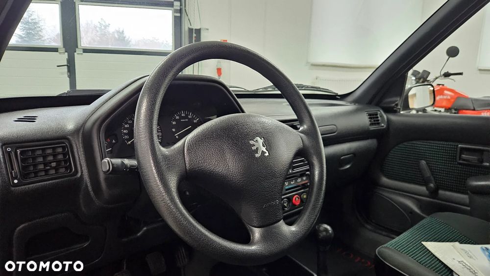 Peugeot 106 1.1 Classic - 12