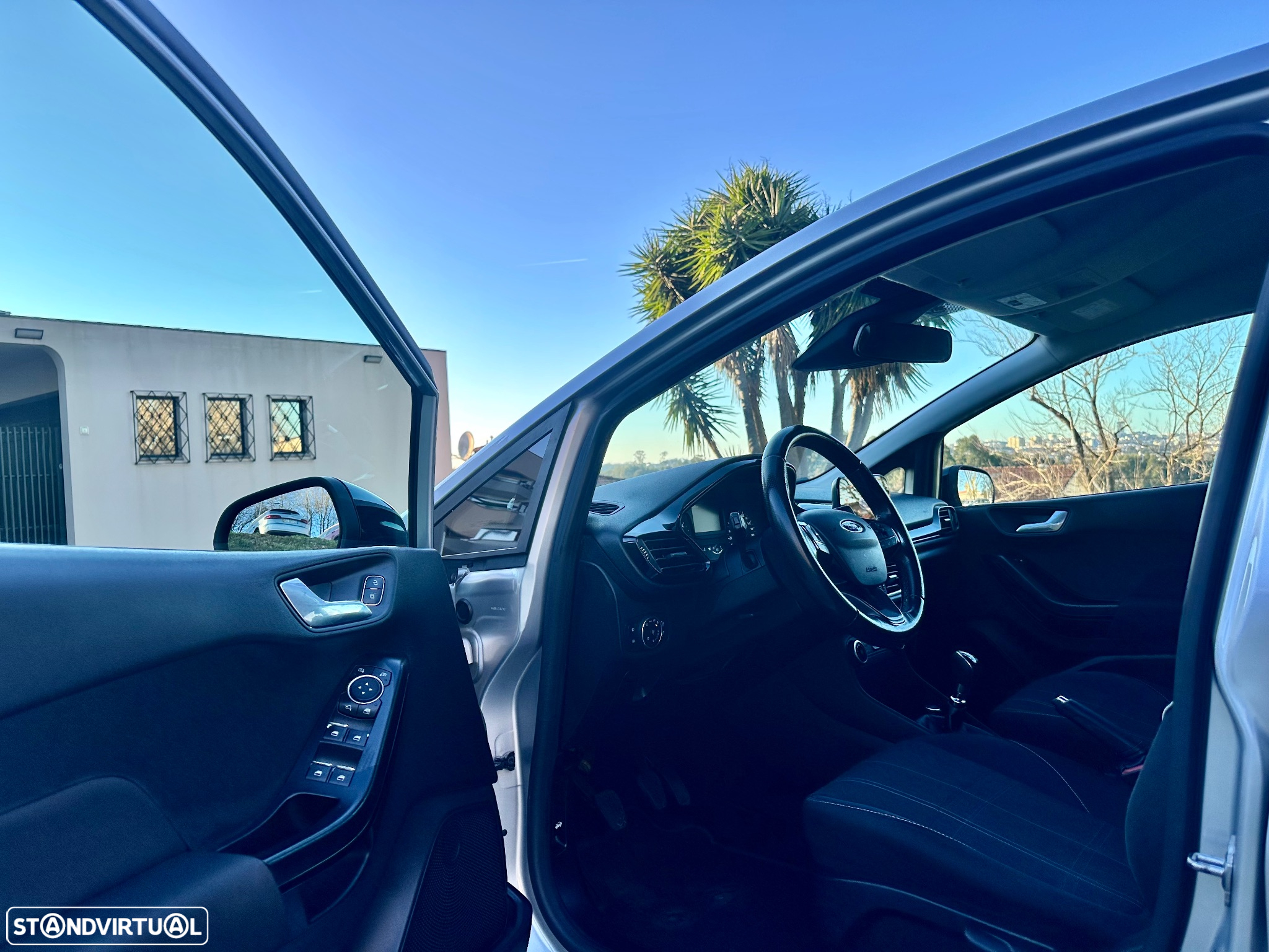 Ford Fiesta 1.5 TDCi Business - 15