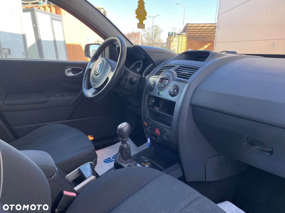 Renault Megane - 17