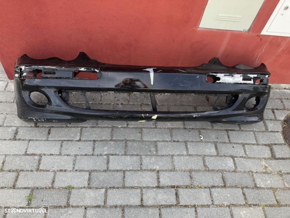 Parachoque Mercedes c 2005