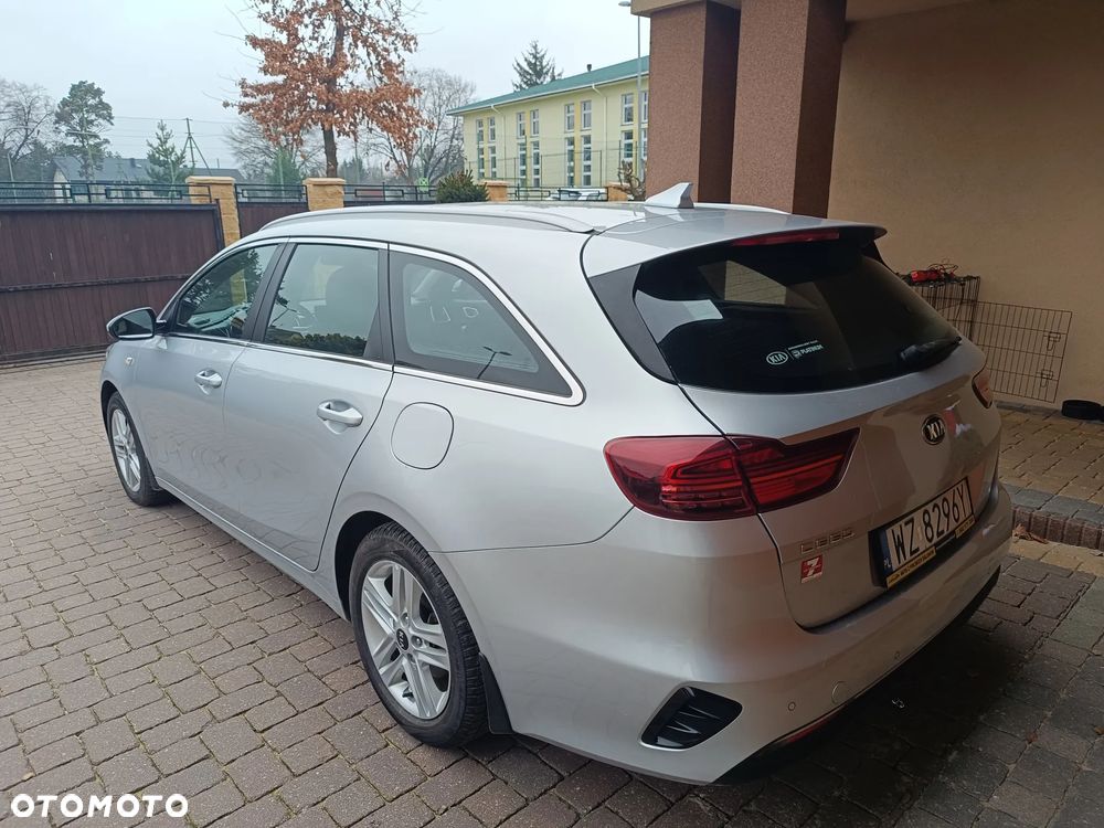 Kia Ceed 1.6 CRDi SCR M DCT - 12