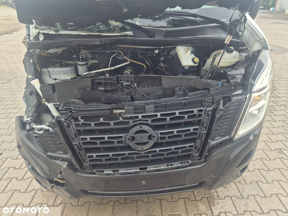 Nissan nv400 - 14
