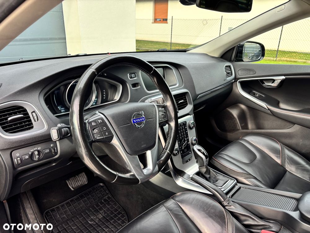 Volvo V40 D2 Ocean Race - 4