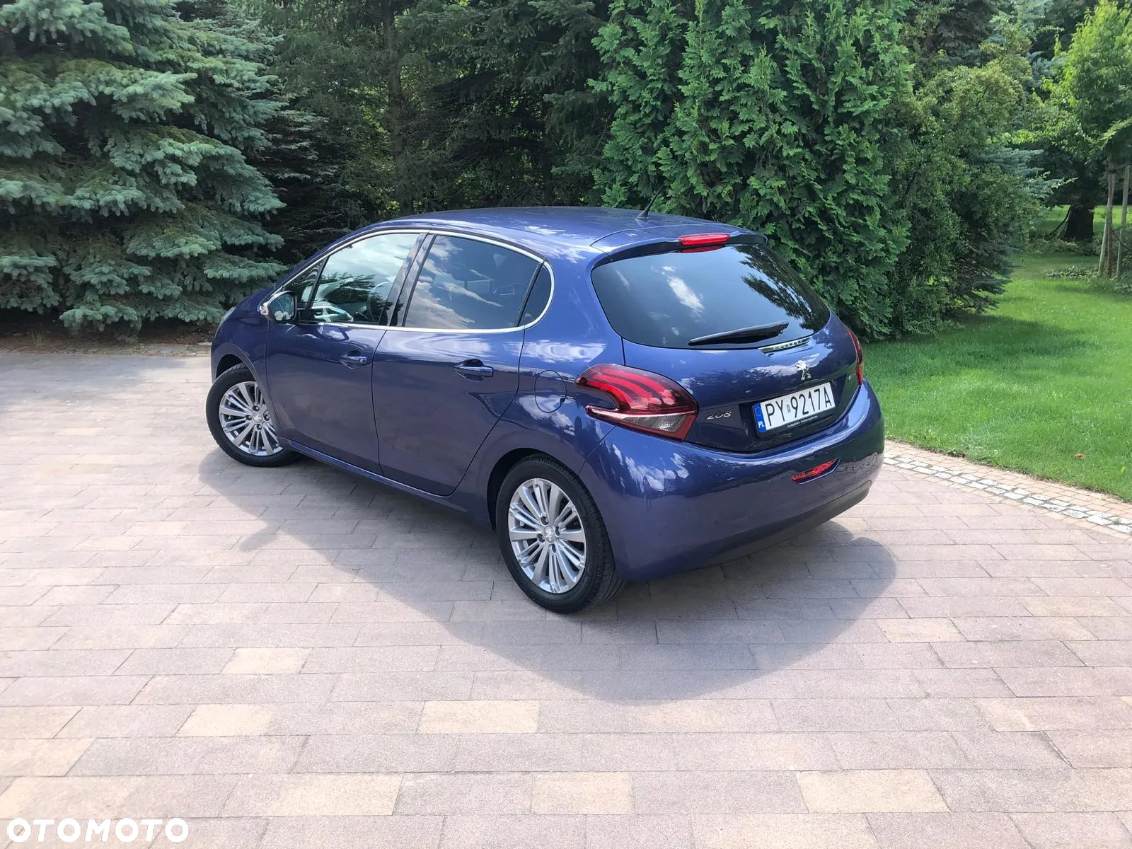 Peugeot 208 - 2