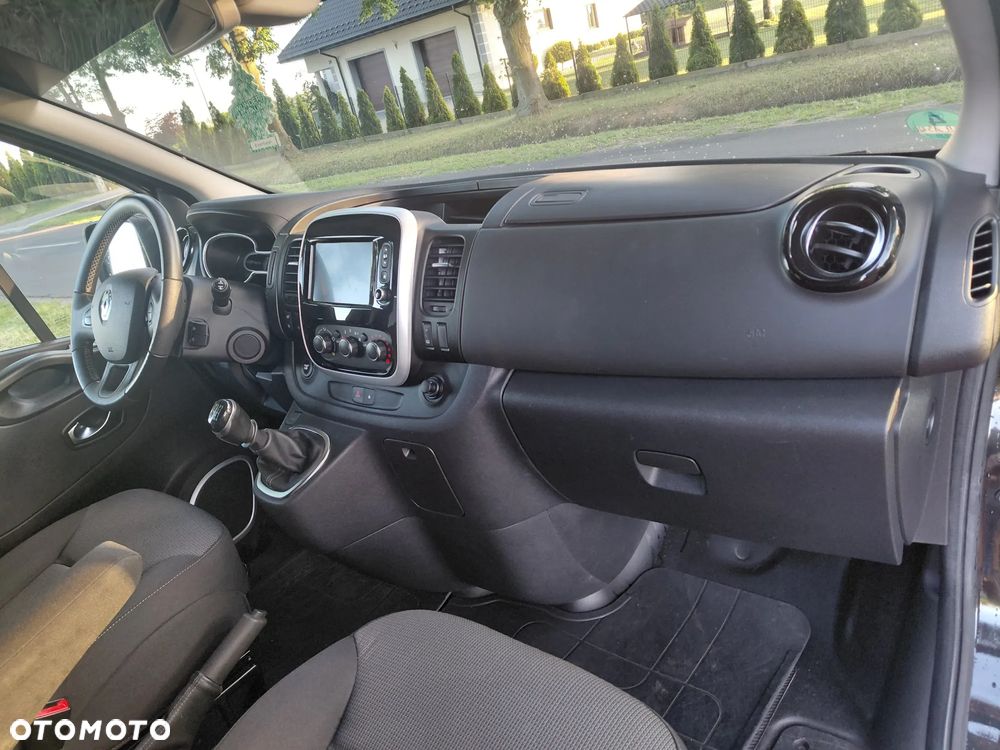 Renault Trafic - 23