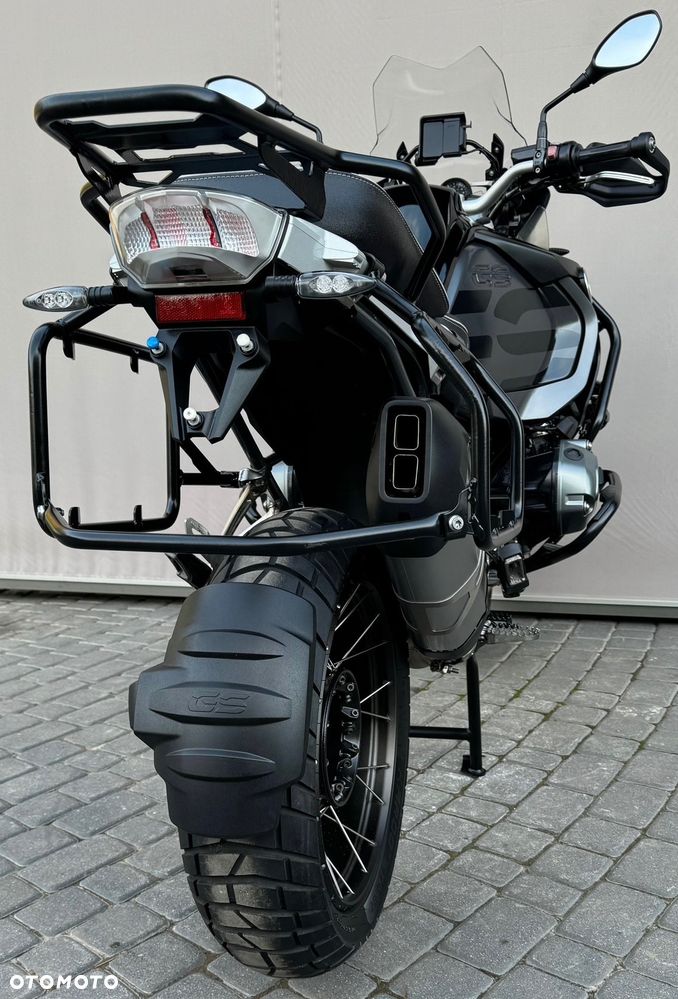 BMW R - 18
