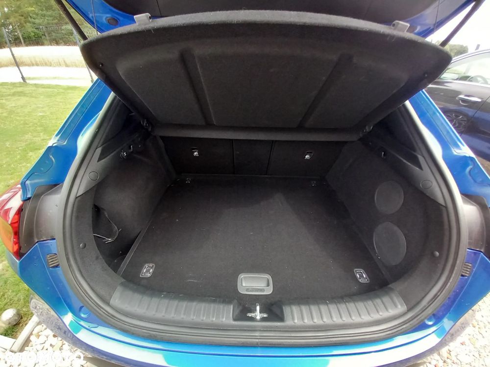 Kia XCeed 1.5 T-GDI L DCT - 12