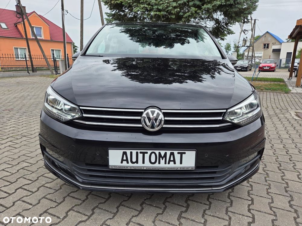 Volkswagen Touran - 3