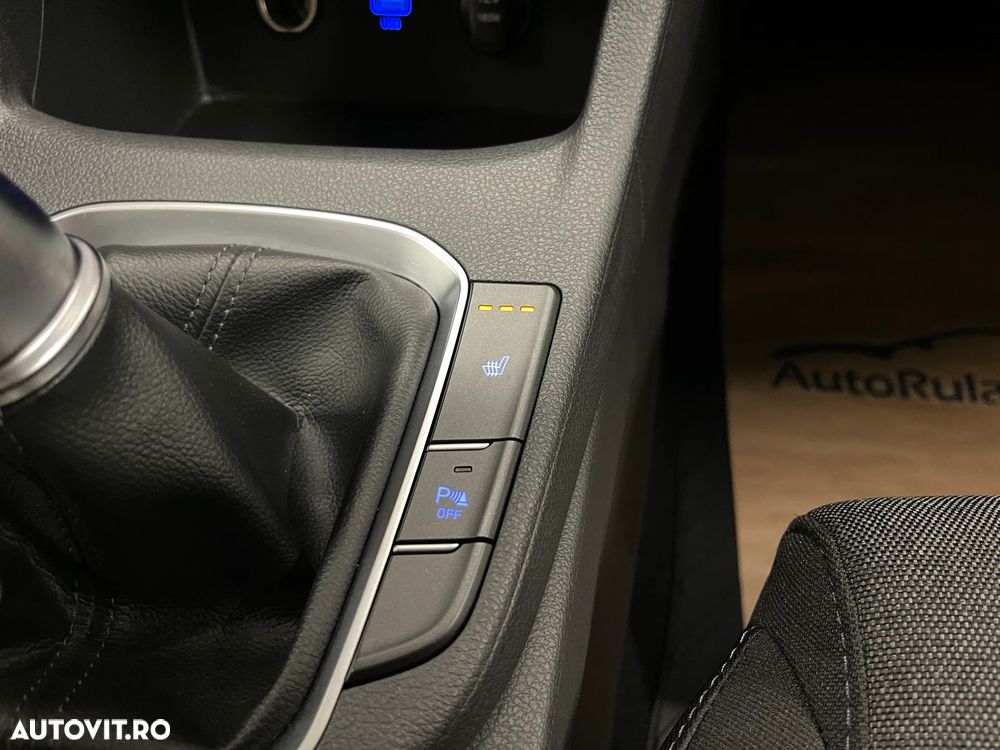 Hyundai i30 1.5 110CP M/T Highway - 25