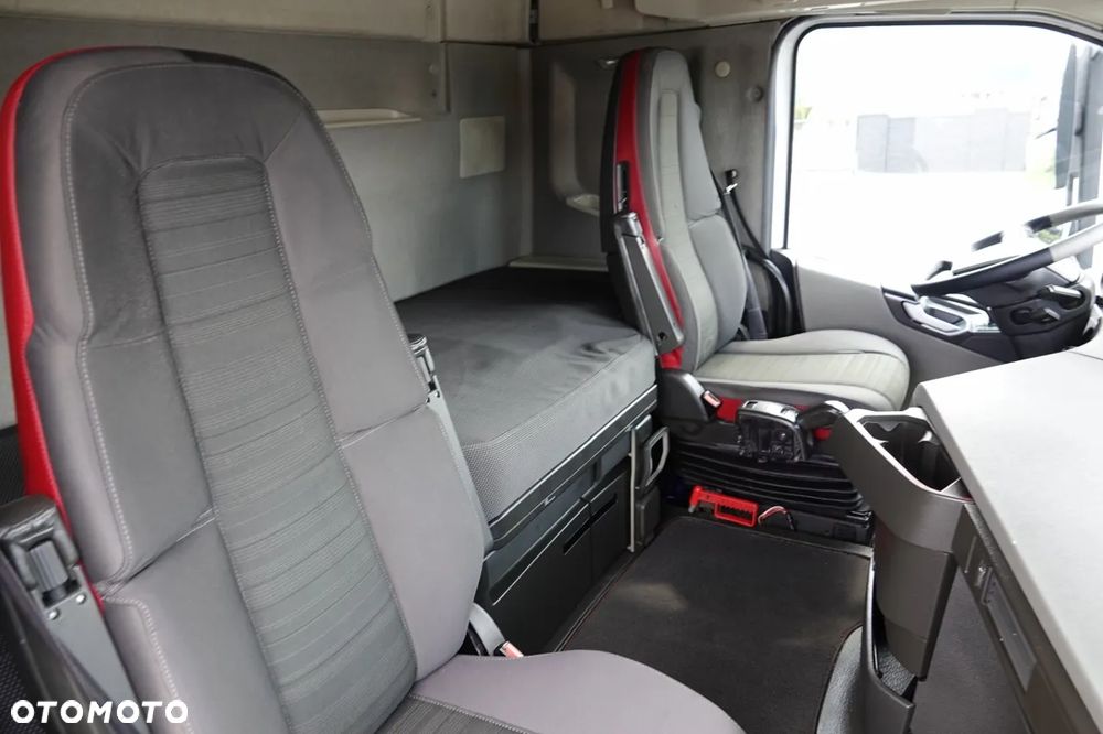 Volvo FH 540 / HYDRAULIKA / KLIMATYZACJA POSTOJOWA / I-SHIFT /  ALUFELGI / EURO 6 - 36