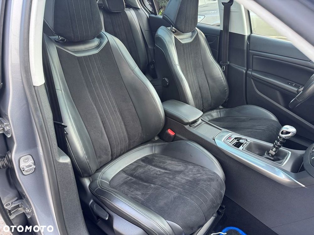 Peugeot 308 - 26