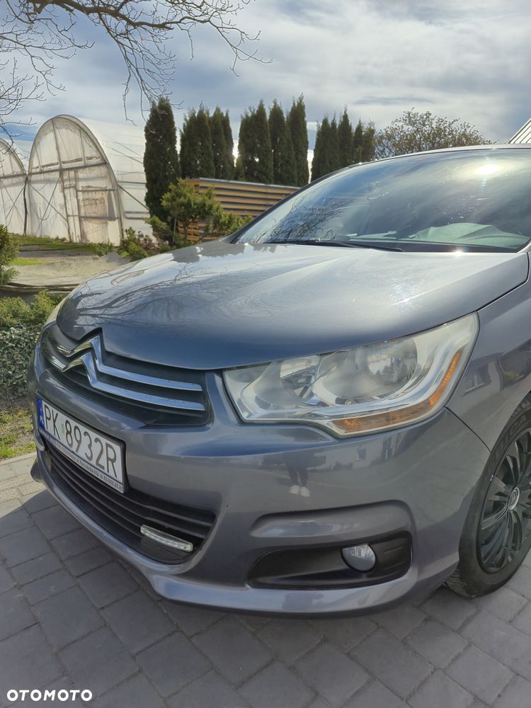 Citroën C4 VTi 120 Attraction - 4