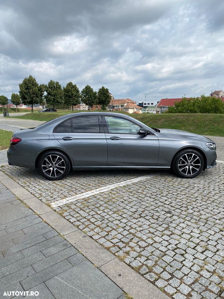 Mercedes-Benz E 220 d 9G-TRONIC Avantgarde - 4