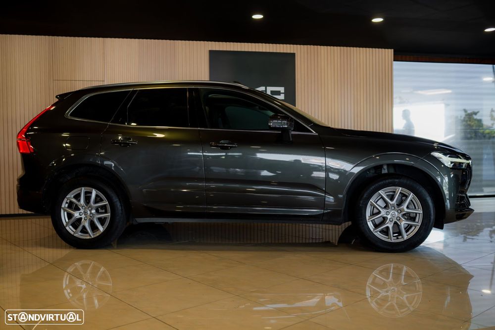 Volvo XC 60 2.0 T8 PHEV Momentum AWD - 6